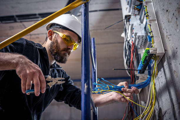 Best Emergency Electrician Near Me  in Alexandria, VA
